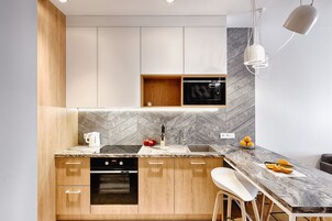 Superior Apartment, 1 Bedroom | Private kitchen | Full-size fridge, microwave, oven, stovetop