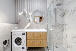 Ducha del cuarto de baño