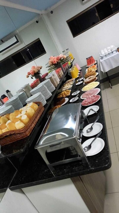 Turis Hotel Dourados