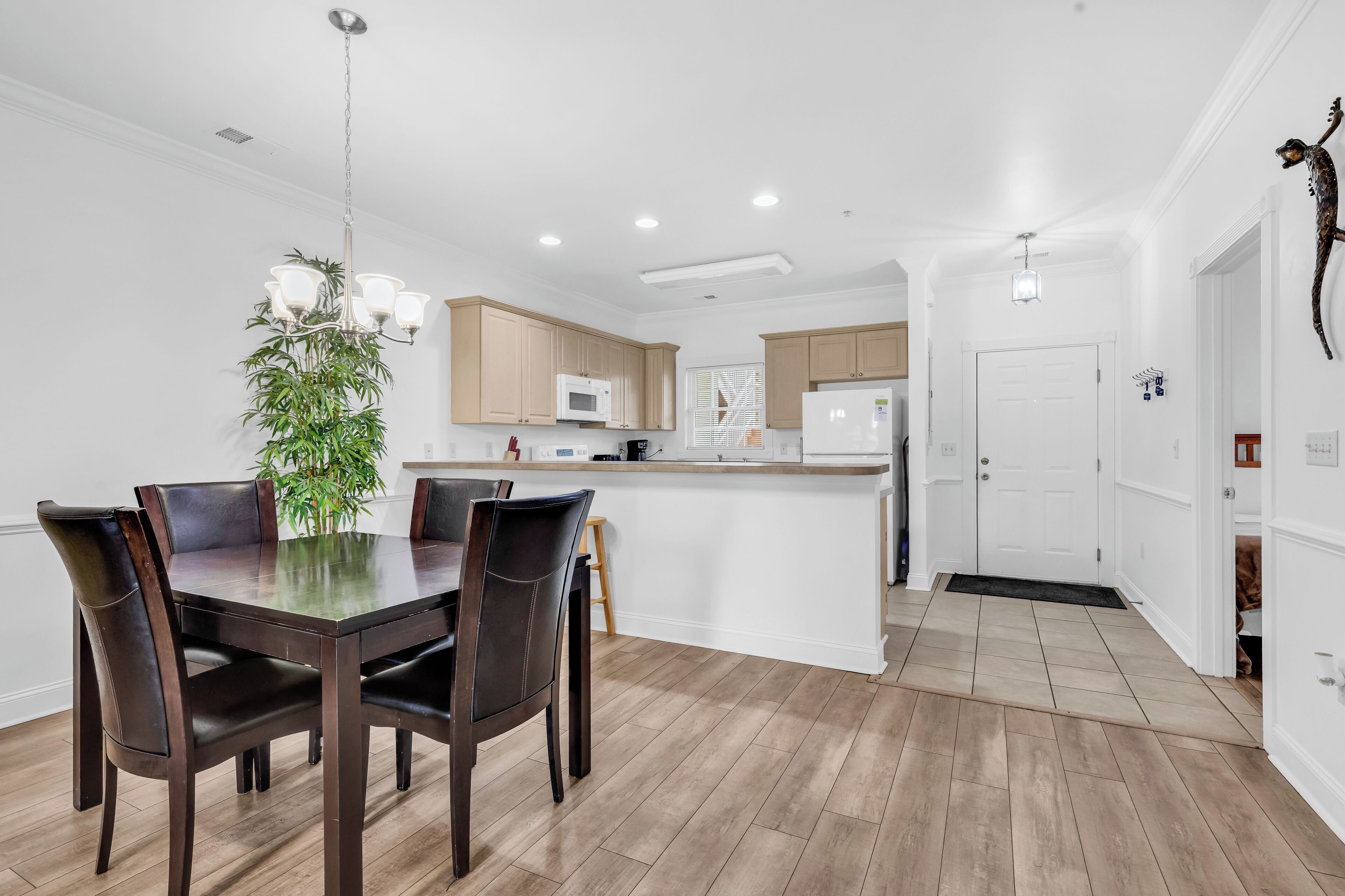 Villa, 2 Bedrooms | Private kitchen | Fridge, microwave, oven, stovetop