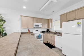 Villa, 2 Bedrooms | Private kitchen | Fridge, microwave, oven, stovetop - Myrtlewood by Monarch Rentals (Myrtle Beach)