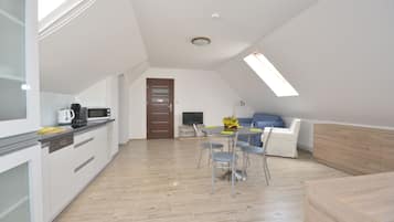Penthouse, 2 Bedrooms | Private kitchen | Fridge, microwave, stovetop, dishwasher