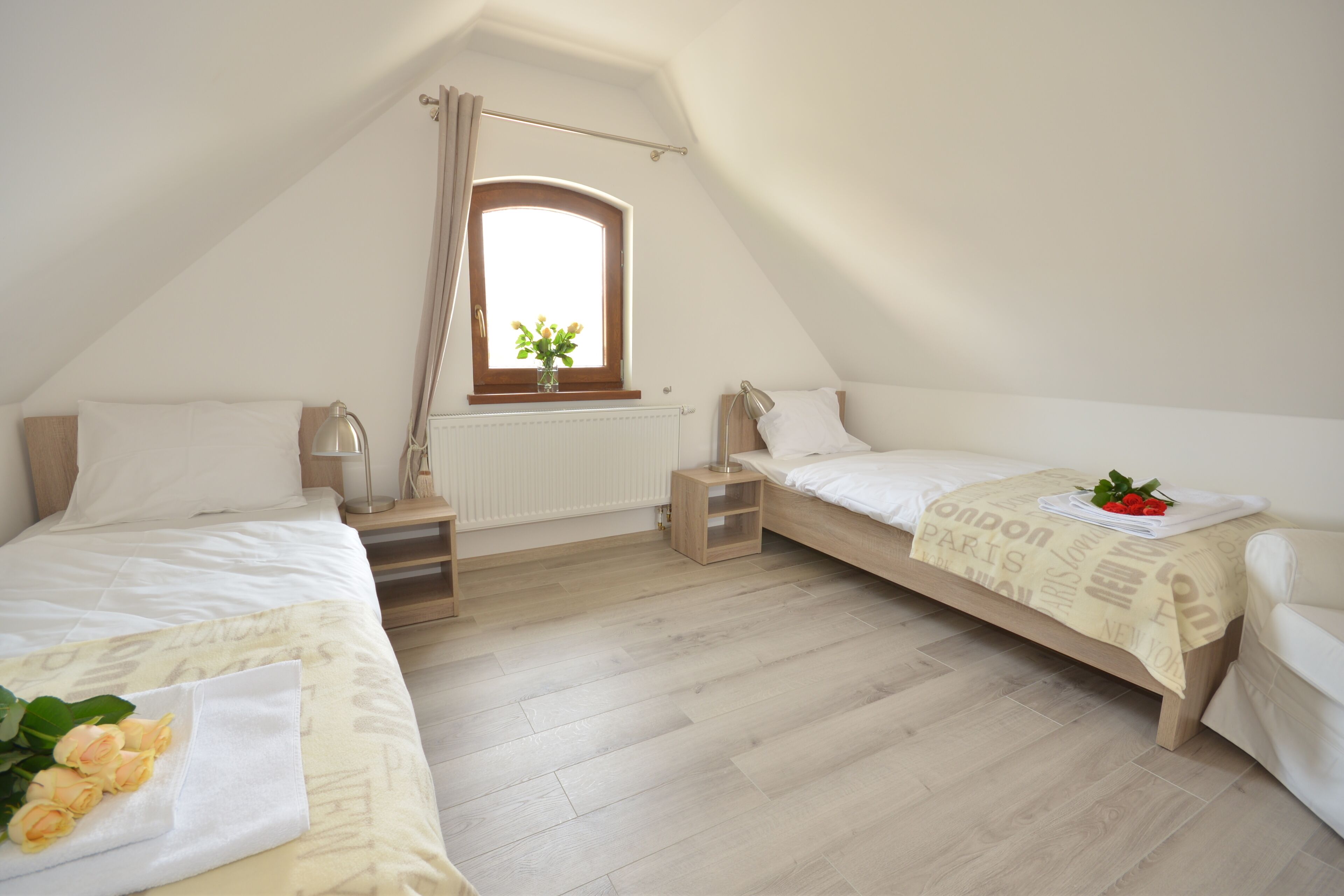 頂樓客房, 2 間臥室 | 書桌、筆電工作空間、熨斗/熨衣板、免費搖籃/嬰兒床