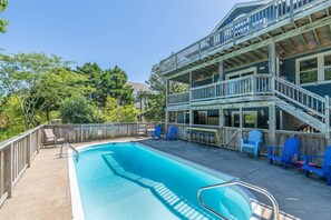 Pool Area - Keystone Kottage - Corolla, Ocean Sands, 400 Yds to Beach, Pool, Hot Tub, Pets OK, Flex Stays (Corolla)