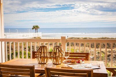 Oceanfront Condo w/ Dual Balconies + Walk to Folly Pier