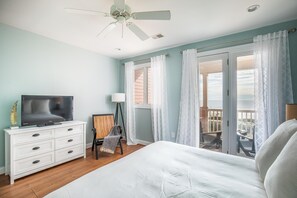3 bedrooms, iron/ironing board, free WiFi, bed sheets - Oceanfront Condo w/ Dual Balconies + Walk to Folly Pier (Folly Beach)