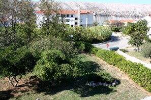 Property grounds - Apartment VIZ (Pag)