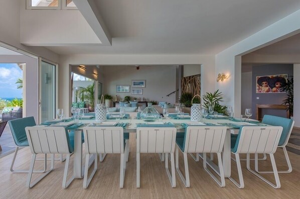 Stovetop, dishwasher, cookware/dishes/utensils