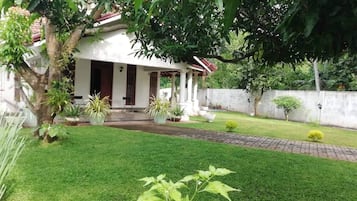 Family House | Garden view