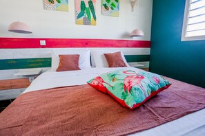 2 bedrooms, travel cot, free WiFi