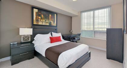 2 Bedroom/2 Bathroom Suite