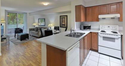 1 Bedroom/1 Bathroom Suite