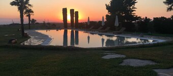 Eos Luxury Villa Nilie Hospitality MGMT