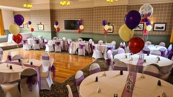 Banquet hall