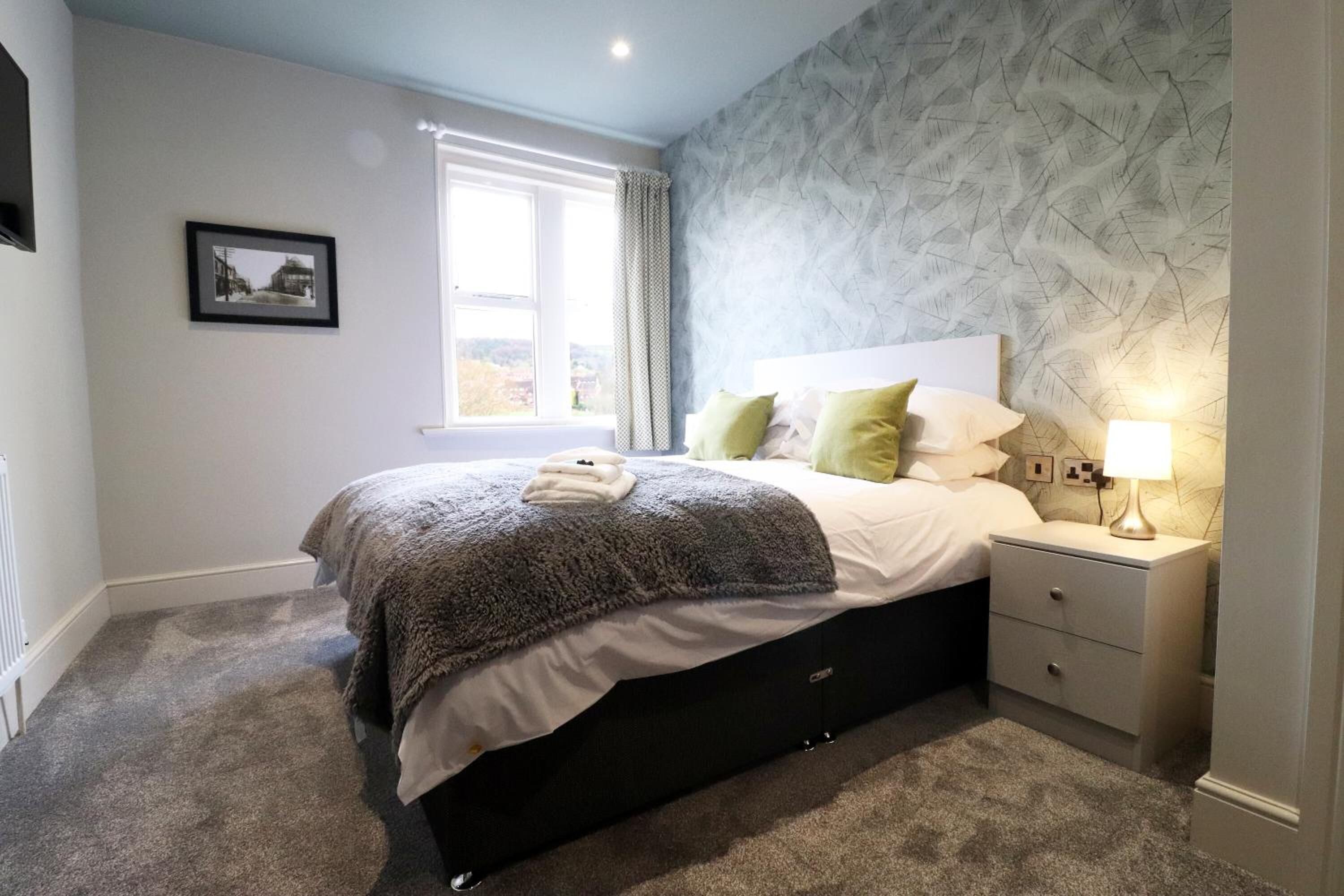 1 bedroom, in-room safe, desk, laptop workspace