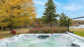 Casa, varias camas, hidromasaje | Spa