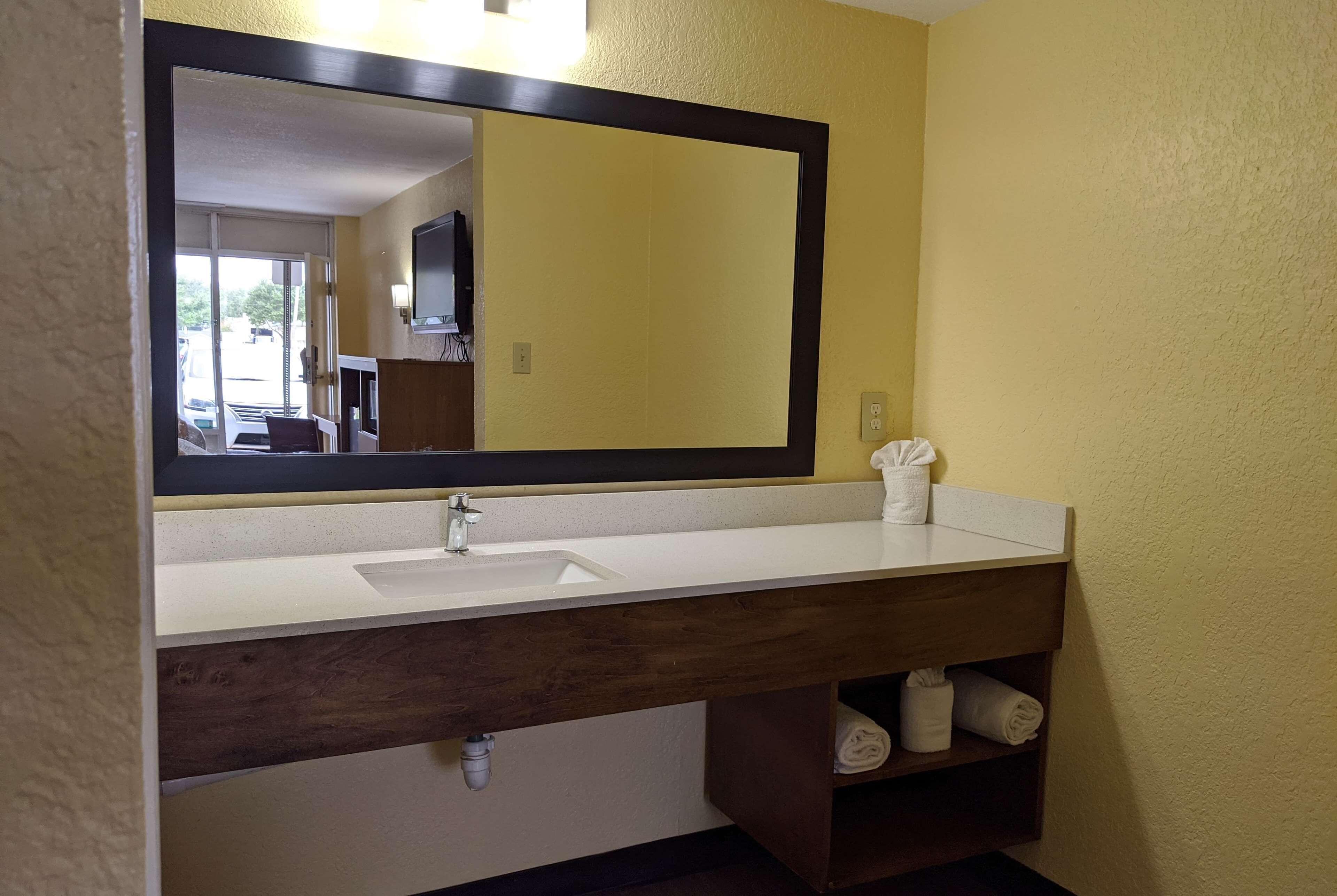 Foto - Days Inn by Wyndham Apopka/Orlando