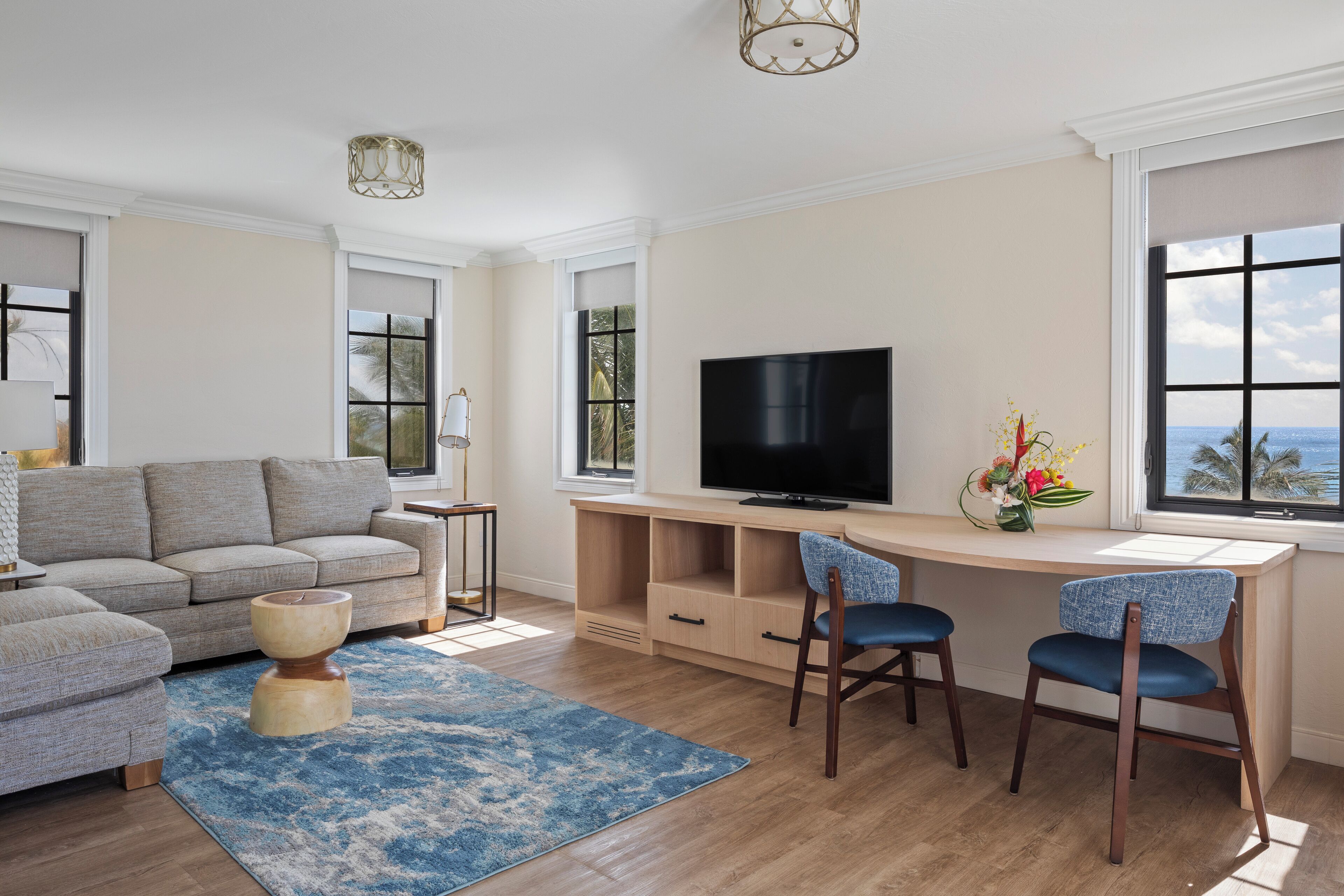 suite, 1 bedroom, oceanfront (north tower) | living area | 40-inch tv with satellite channels