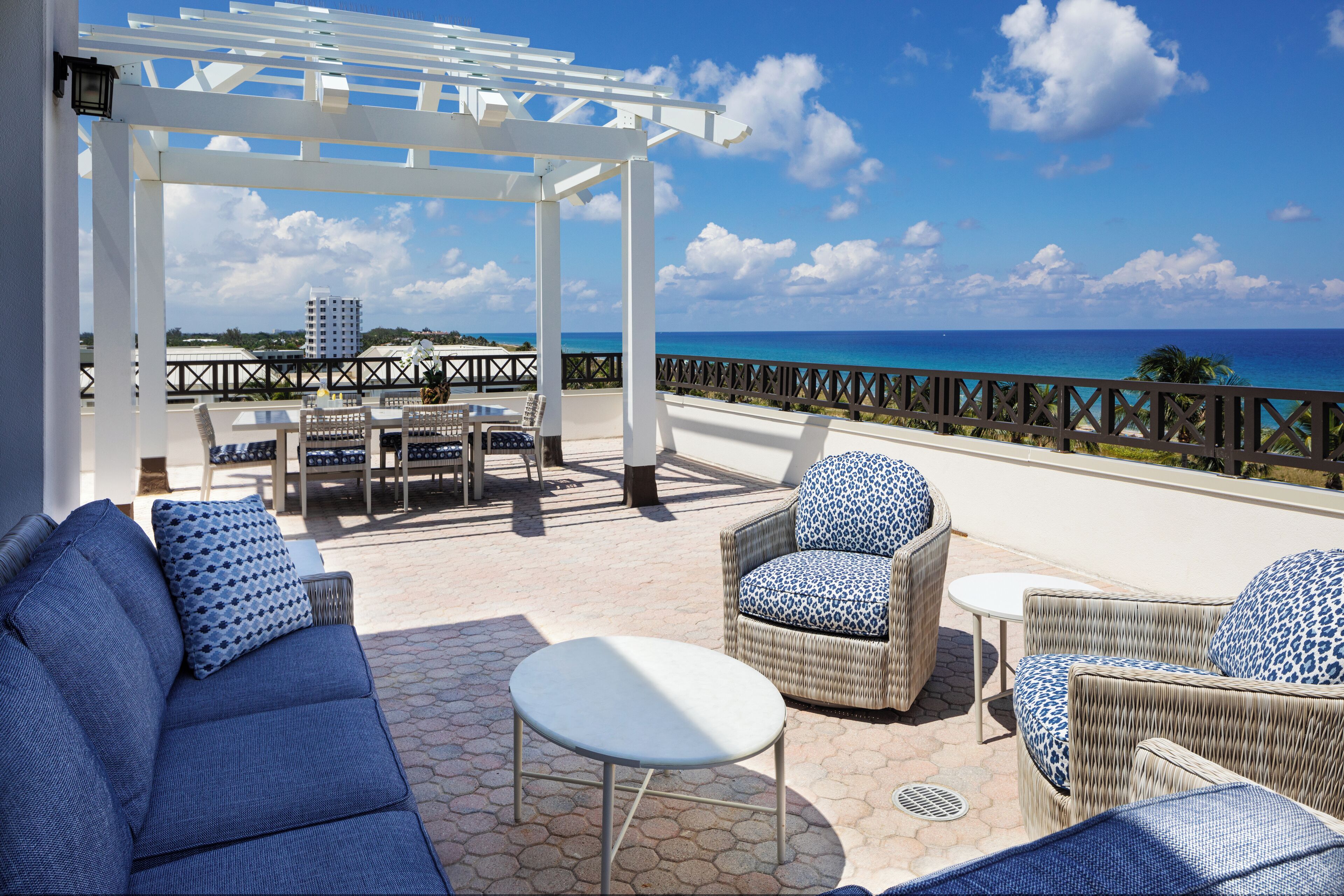 suite, 2 bedrooms, oceanfront (south tower) | terrace/patio