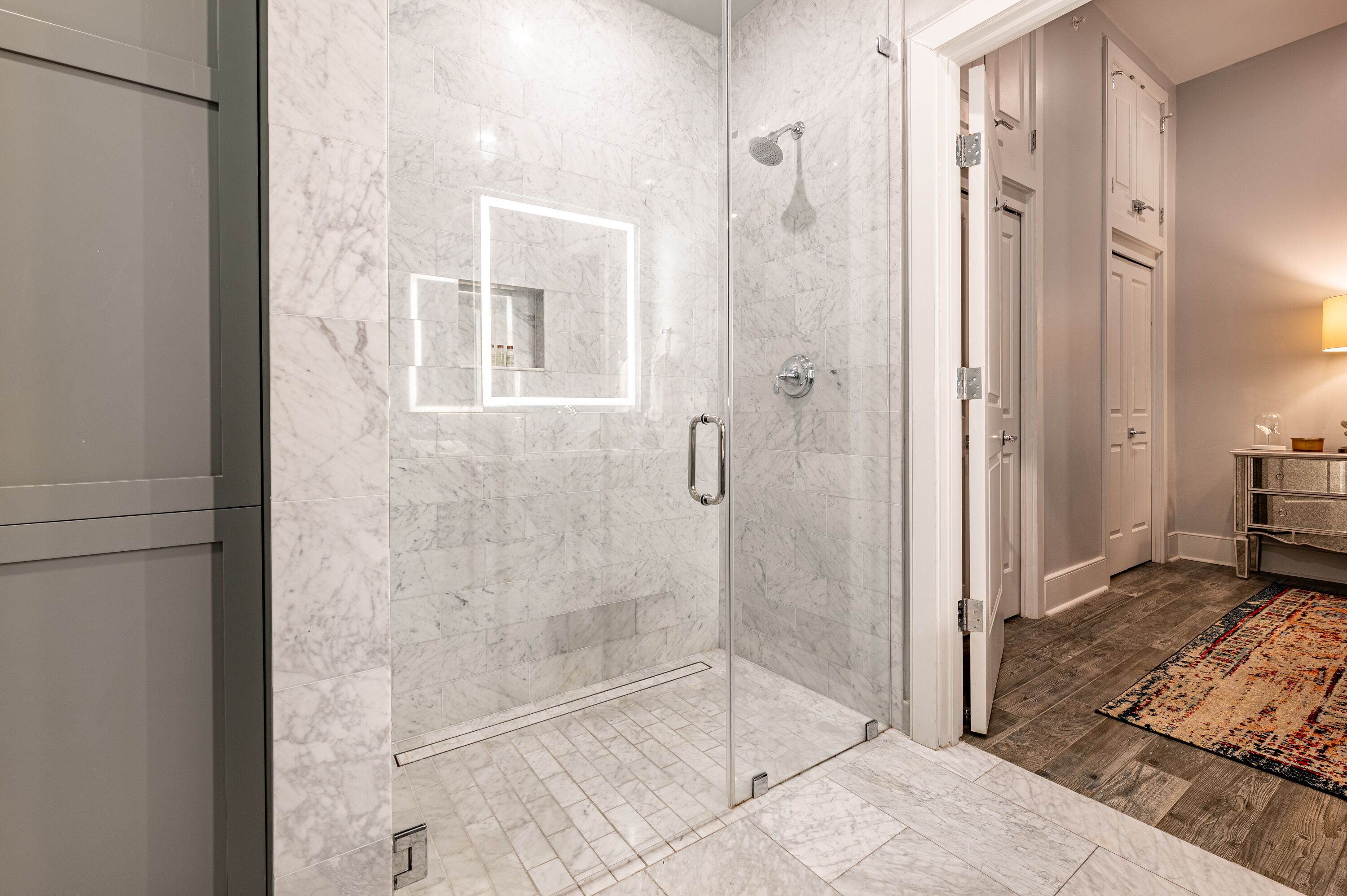 Ensemble baignoire-douche