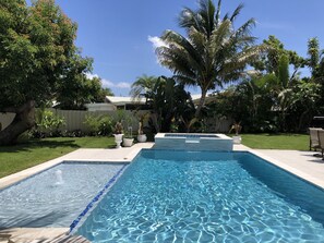 Private Heated Pool with Sun shelf & Hot Tub