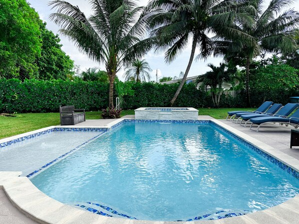 Outdoor pool, a heated pool