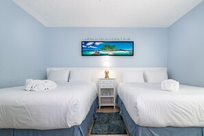 2 bedrooms, iron/ironing board, WiFi
