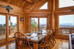 House, Multiple Beds, Hot Tub | Private kitchen | Fridge, microwave, stovetop, dishwasher