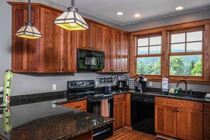 House, Multiple Beds, Hot Tub | Private kitchen
