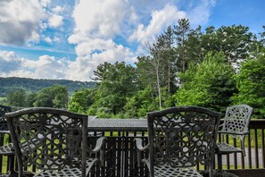 House, Multiple Beds, Hot Tub | Balcony