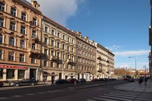 A multi-story building with classical architecture, featuring ornate facades and large windows. - Nova - only 10min to Charles Bridge (Hlavní město Praha)