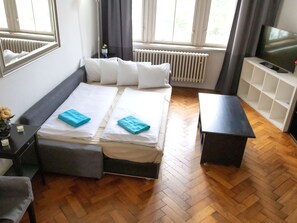 3 Schlafzimmer, Bügeleisen/Bügelbrett, WLAN, Bettwäsche