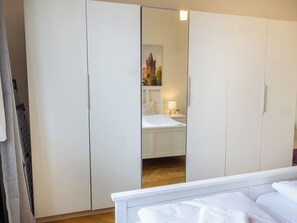 3 Schlafzimmer, Bügeleisen/Bügelbrett, WLAN, Bettwäsche