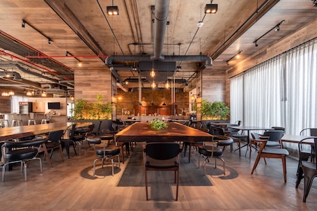 Desayuno continental gratuito y diario