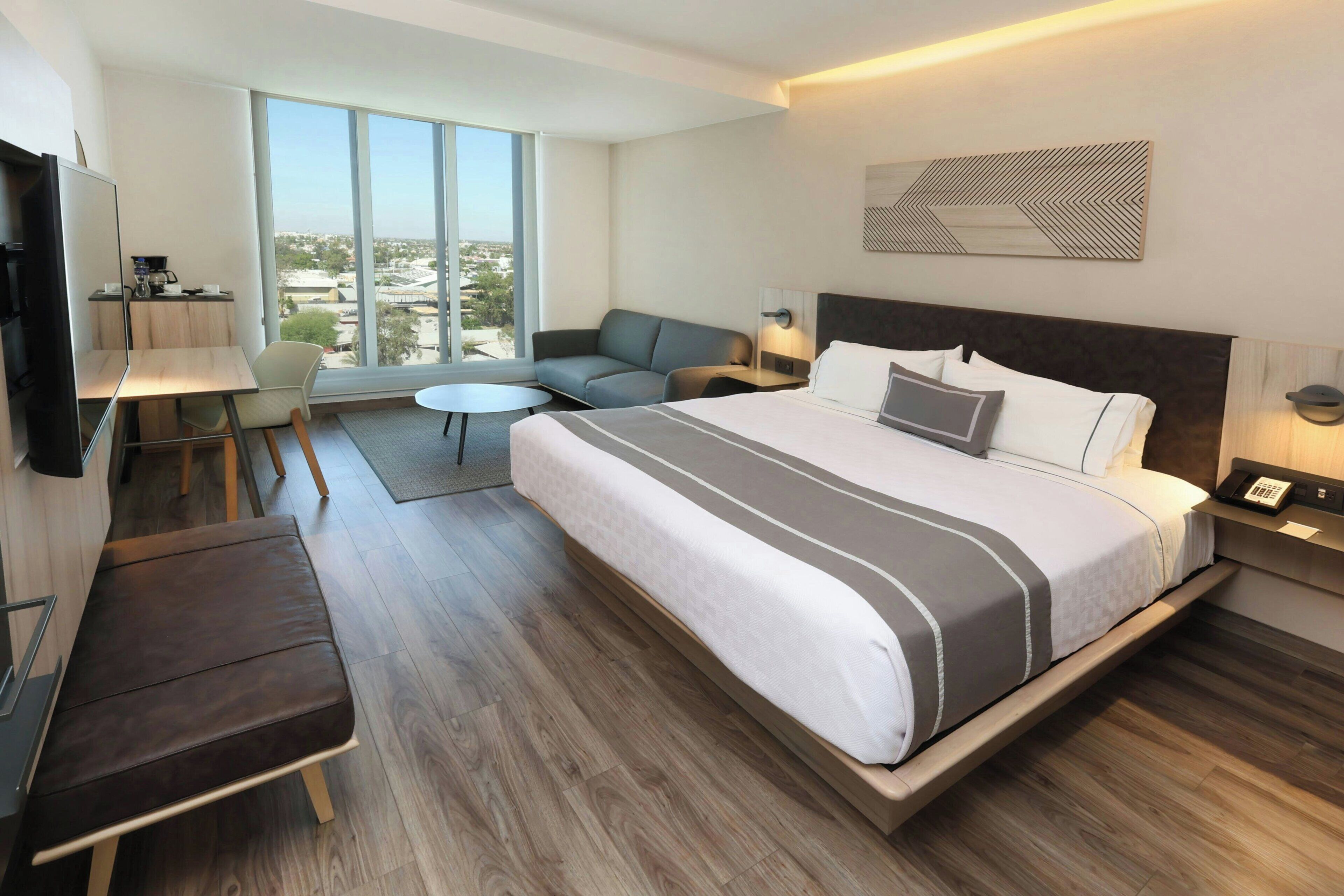 Superior Room, 1 King Bed with Sofa bed | In-room safe, desk, laptop workspace, blackout drapes