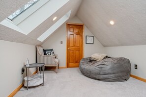 Free WiFi - Picture Perfect (Oakland)