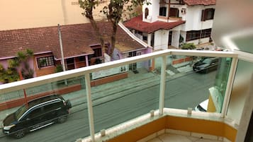 Estúdio família | Vista da sacada