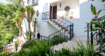 Charming Villas by Casa Holistic B&B
