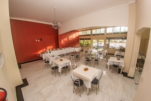 Restaurant - Pousada Pargos (Cabo Frio)