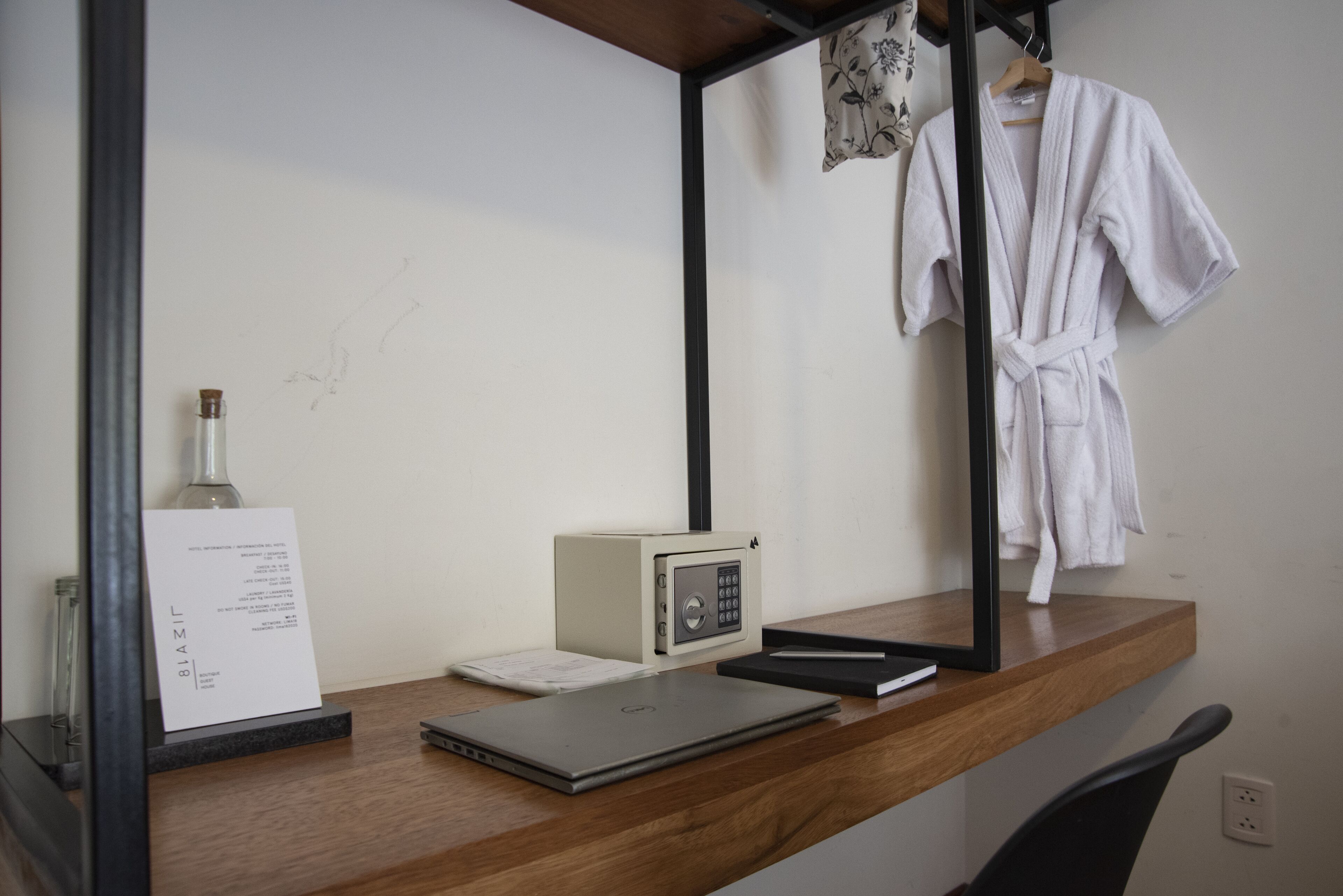 premium bedding, in-room safe, laptop workspace, blackout curtains