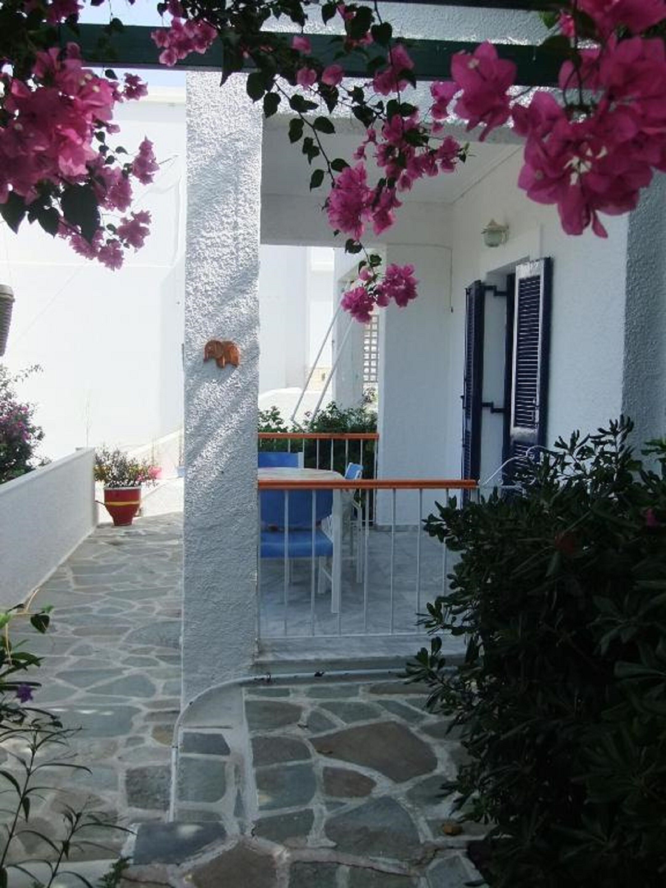 طراز فريد لكل وحدة ومكتب ومساحة عمل للكمبيوتر المحمول وستائر تعتيم