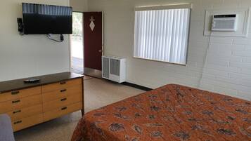 Phòng đơn phong cách cổ điển | Trang trí khác biệt, trang bị nội thất với thiết kế riêng biệt