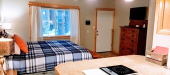 08: Cute Studio Bike to Beach