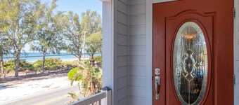 Dolphin Dance Both Side Across From Beach With Panoramic Beach Views