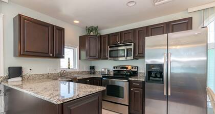 Dolphin Dance Both Side Across From Beach With Panoramic Beach Views