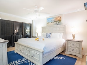 2 bedrooms, iron/ironing board, WiFi, bed sheets