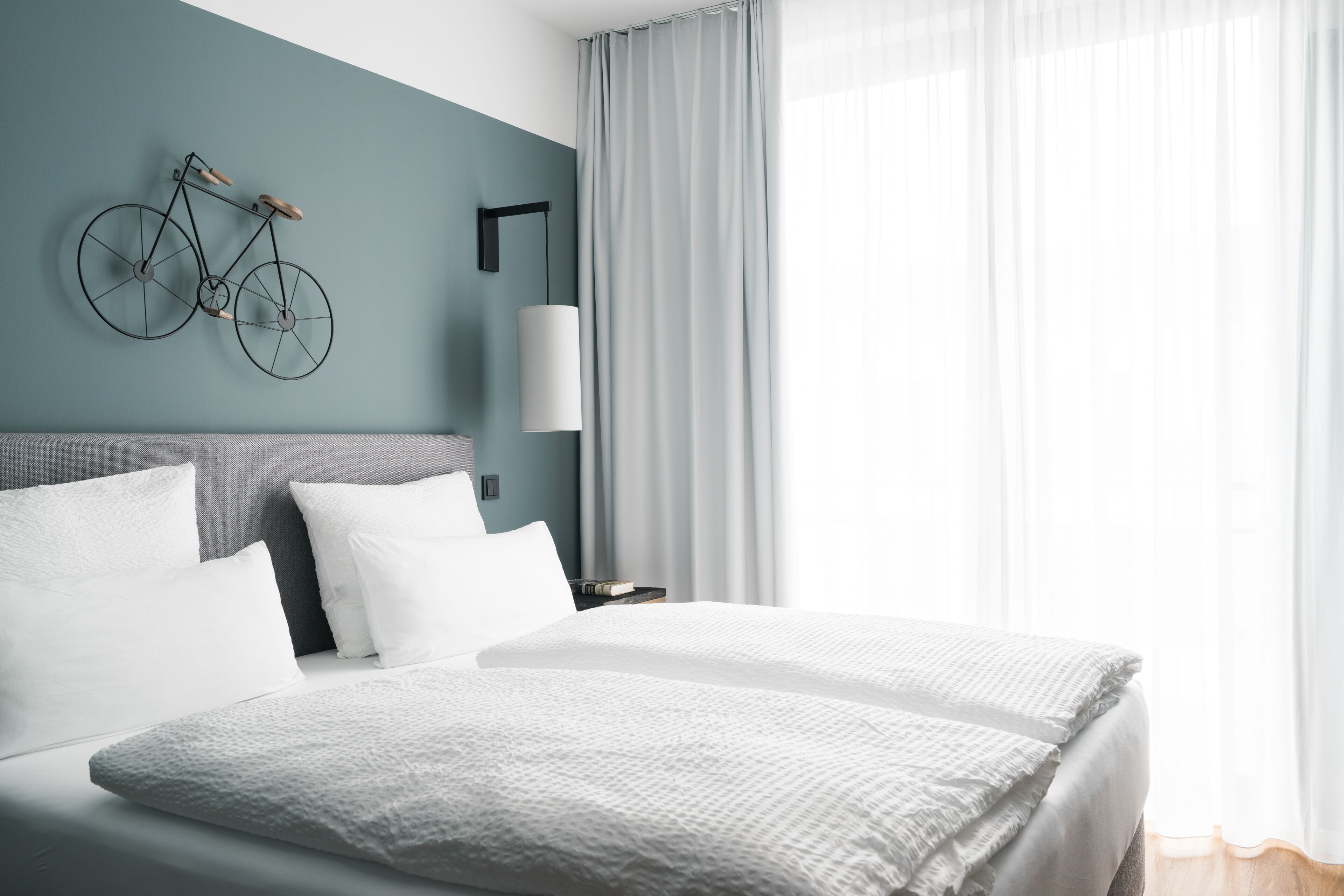 double room | 1 bedroom, hypo-allergenic bedding, in-room safe, blackout curtains