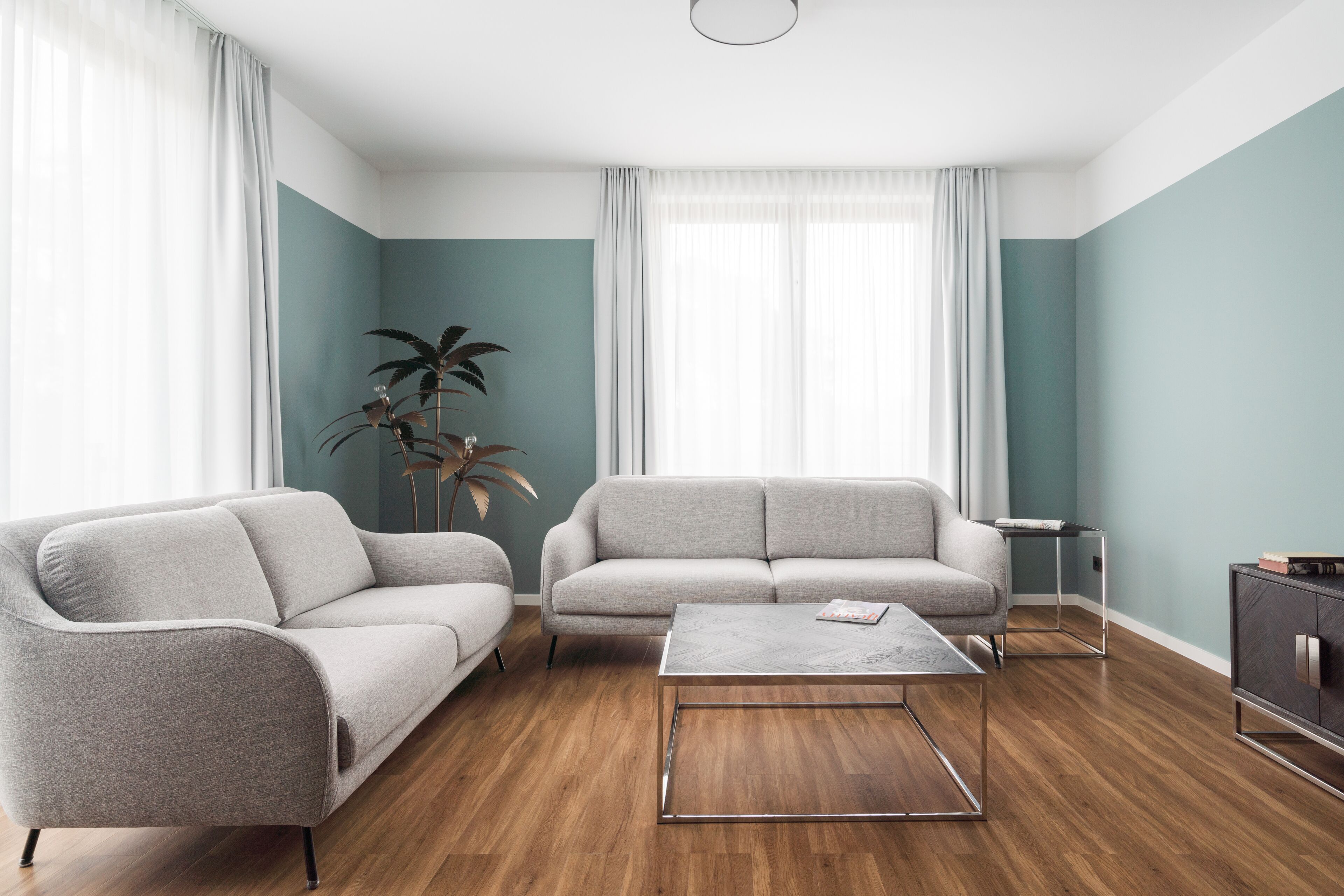 flat-screen tv, books