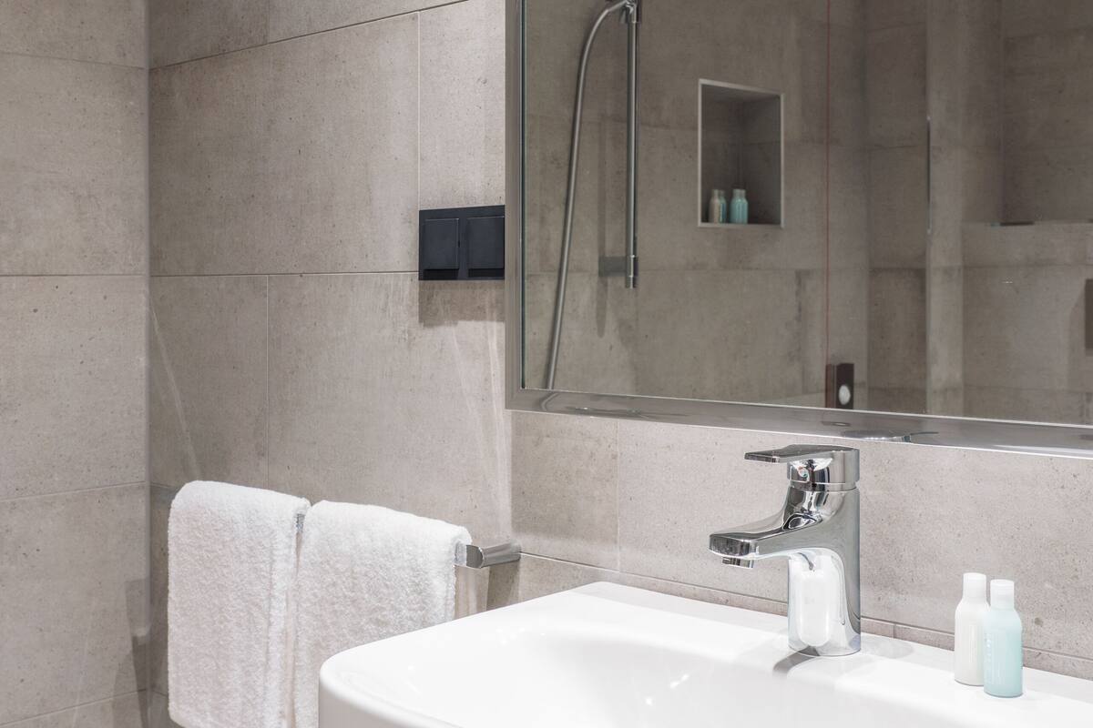 double room, accessible | bathroom sink
