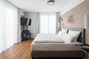 Literie hypoallergénique, coffres-forts dans les chambres